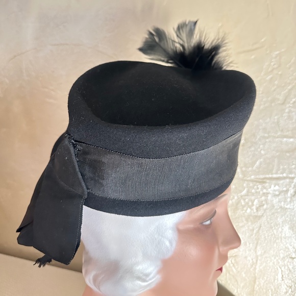 FABULOUS 1930s\' BLACK FELT \